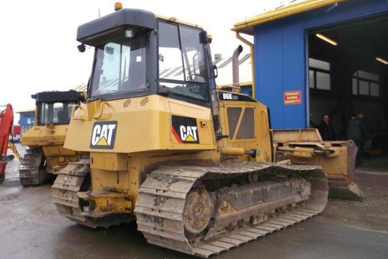 Бульдозер CAT D6K