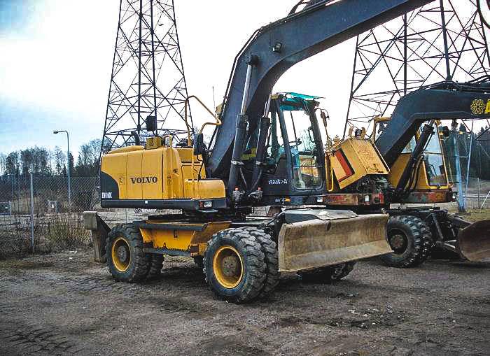 Колесный экскаватор JCB 160