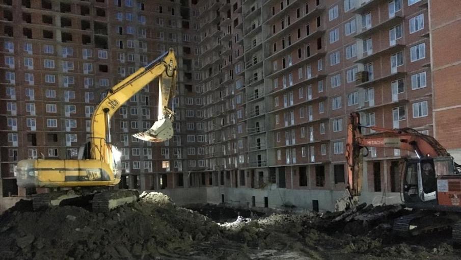Разработка котлована подземного паркинга