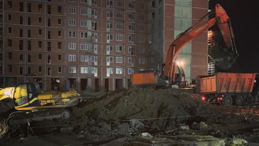 Разработка котлована подземного паркинга