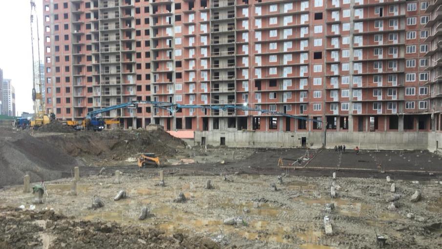 Разработка котлована подземного паркинга