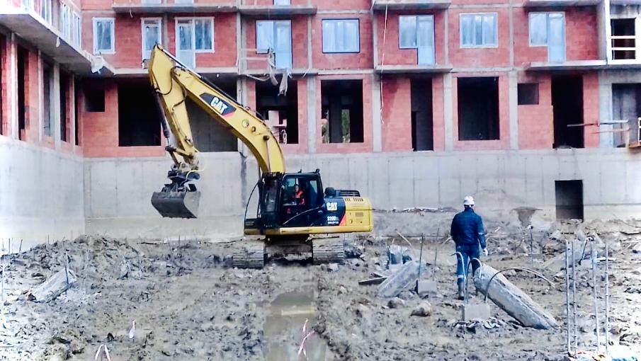 Разработка котлована подземного паркинга