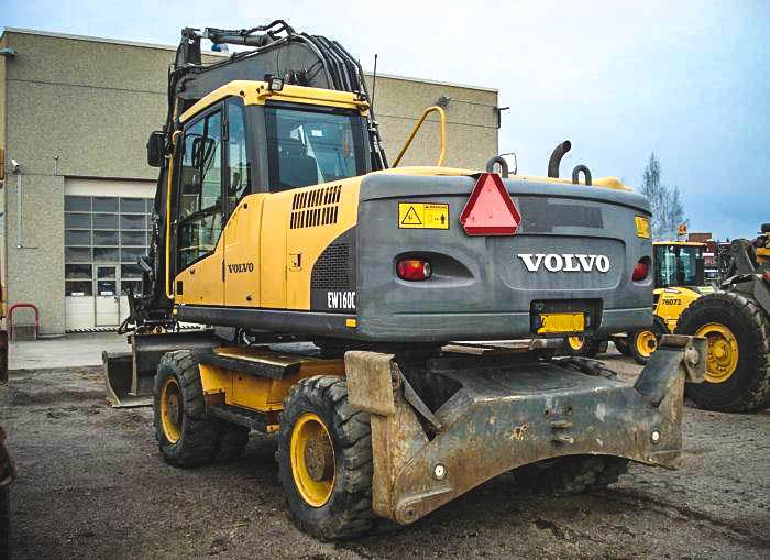 Колесный экскаватор JCB 160
